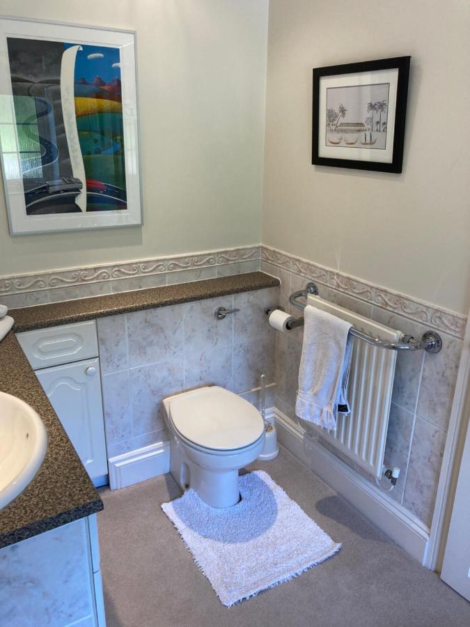 Exclusive 2 Bedroom Apartment With Summer House And Hot Tub Daventry Exterior photo